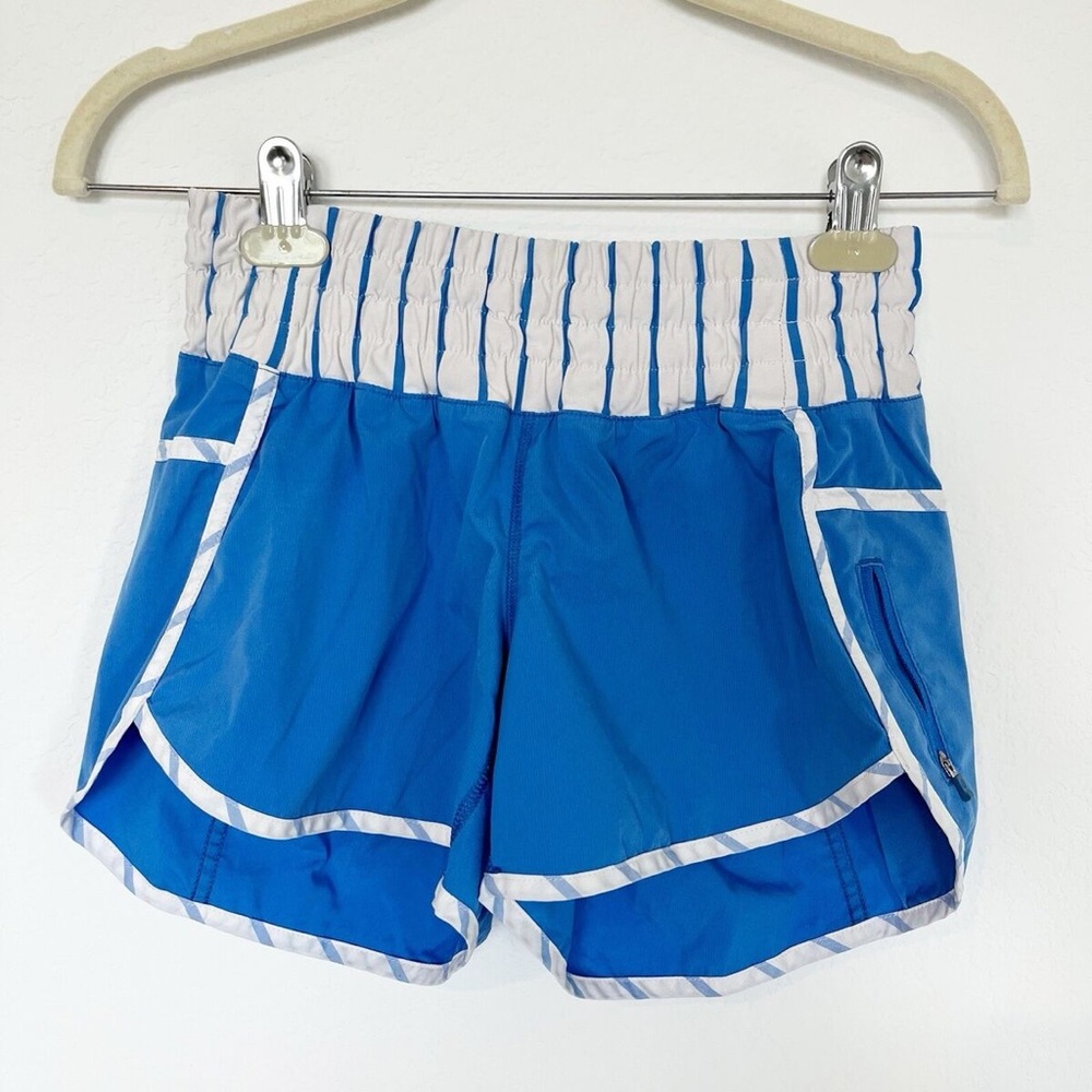 Lululemon Size 2 Tracker Short II 
Deauville Stripe Pipe Dream Blue White Run